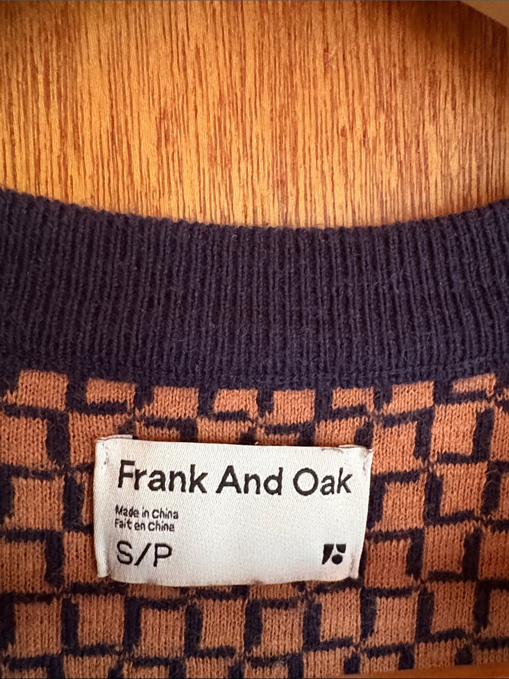 Frank & Oak Organic Cotton Knit Vest – Navy & Rust Pattern, Button Front, Size S - Picture 2 of 3